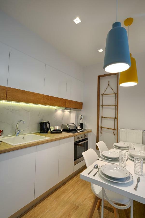 Cosmos N Armonia Apts. Thessaloniki Exterior foto