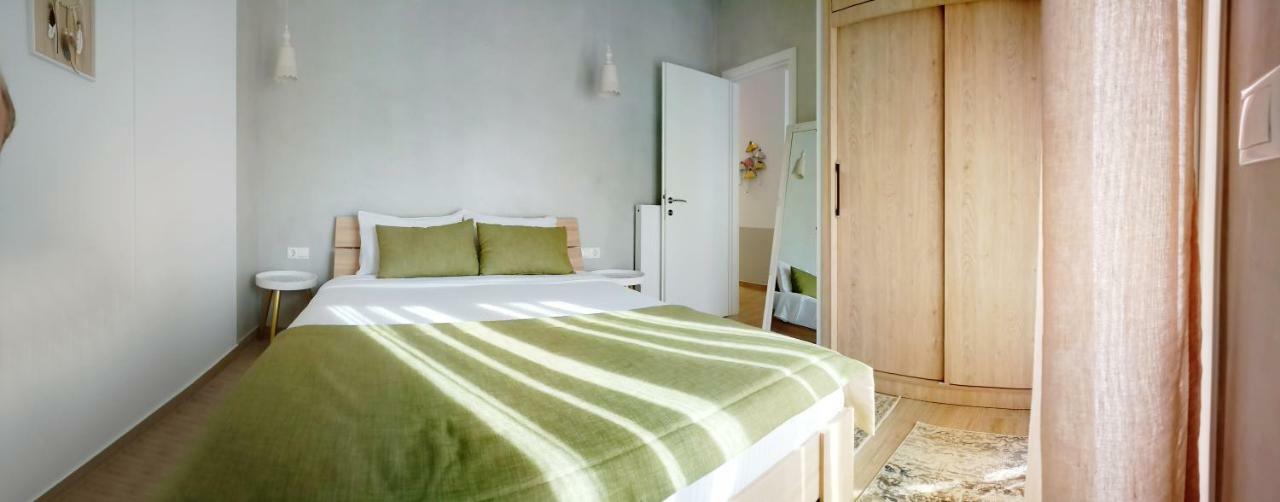 Cosmos N Armonia Apts. Thessaloniki Exterior foto